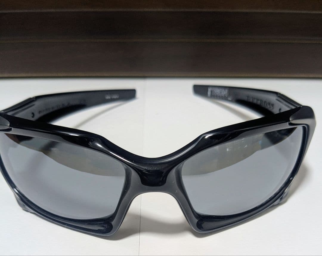 M*y様 Oakley Pit Boss Pol Tron 24-204