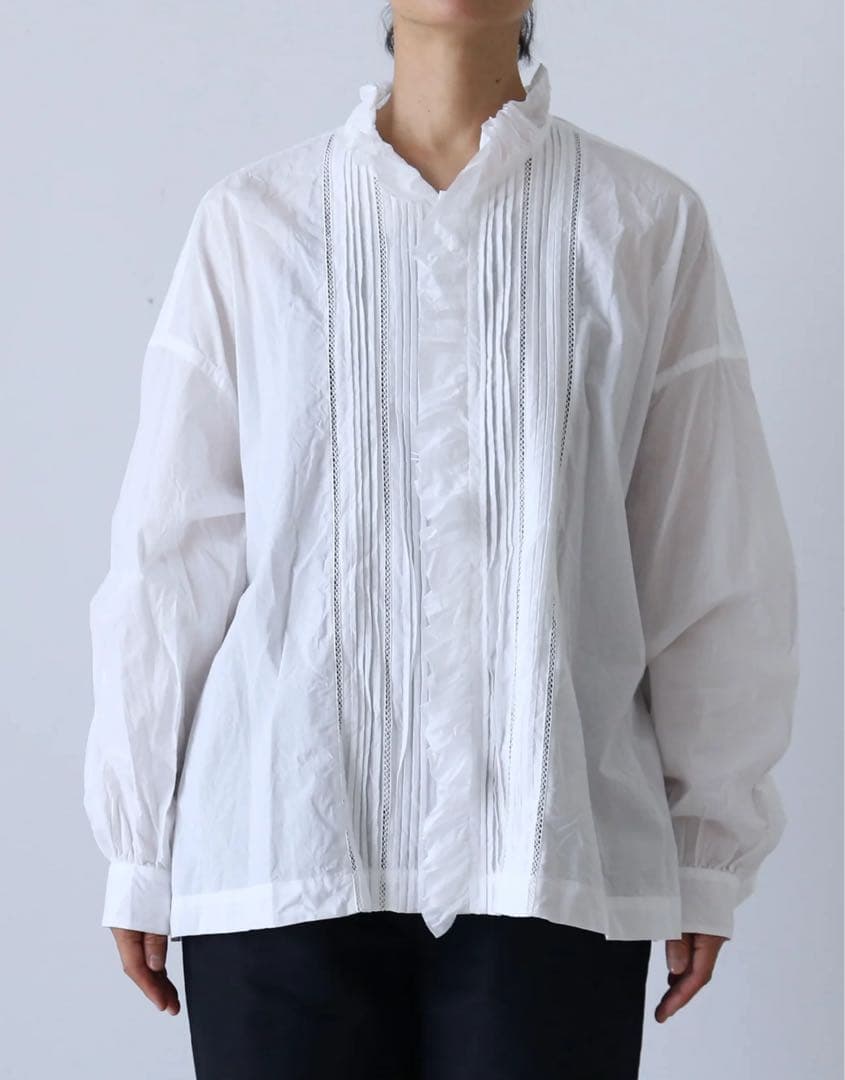 TOUJOURS レースピンタックラッフルシャツ