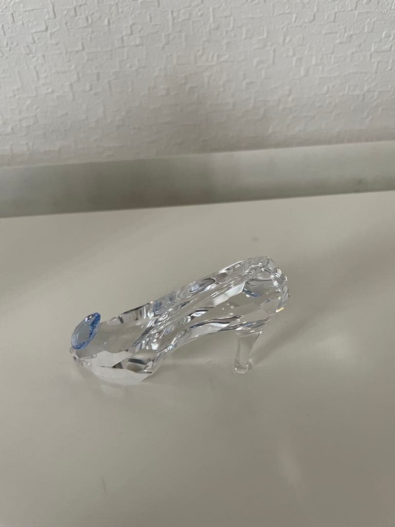 赤神  スワロフスキー　シンデレラ　ガラスの靴