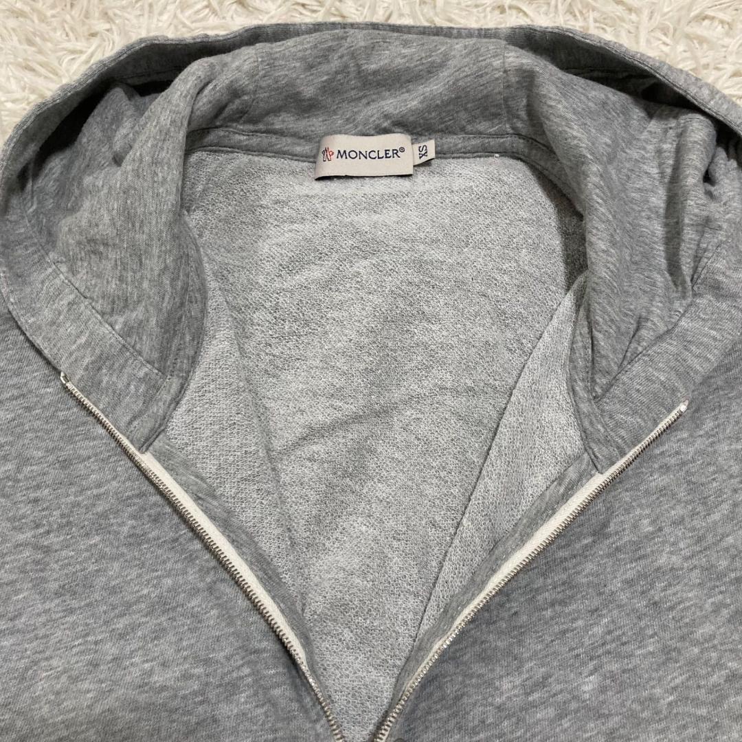 14718✨モンクレール ロゴワッペン フード付きジップパーカー グレー XS