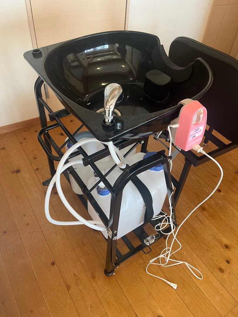 西村製作所　移動式らくらくキャリーシャンプー台