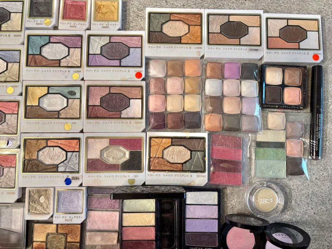 【ほぼデパコス⭐︎まとめ売り】アイシャドウセット 多色 パウダータイプ