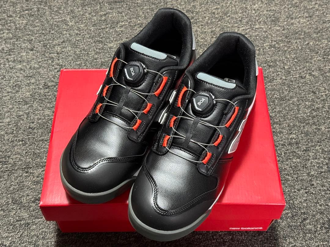 【新品】 ニューバランス BC-218 安全靴 27センチ　黒 ブラック