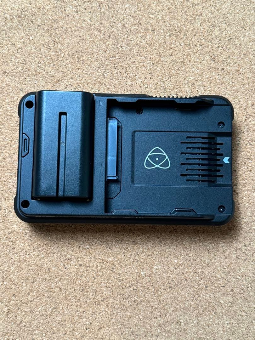 Atmos Ninja V モニター