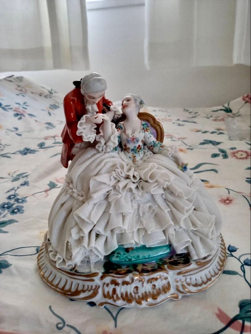 イタリア　フィギュリン　レース人形　ルイージファブリス　陶器　人形　男女