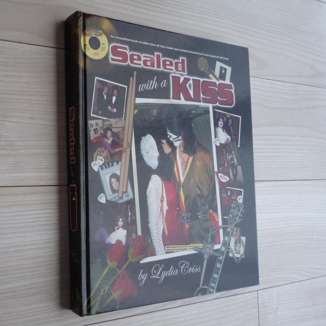 洋書 exKISS Sealed with a KISS by Lydia Criss