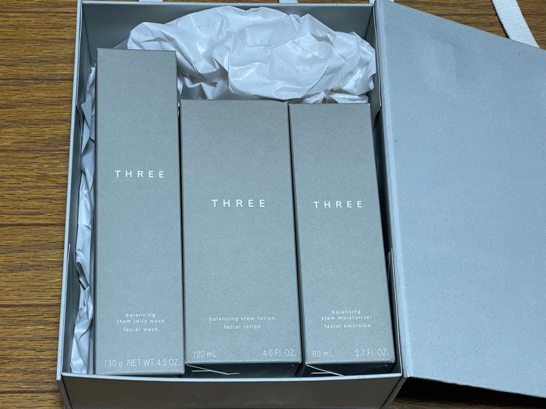 THREE ジェリー ウォッシュ、ローション、モイスチャライザーセット メンズ