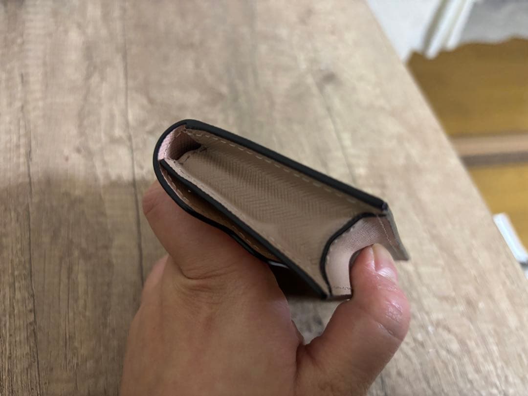 Marni ピンク ベージュ 名刺入れ