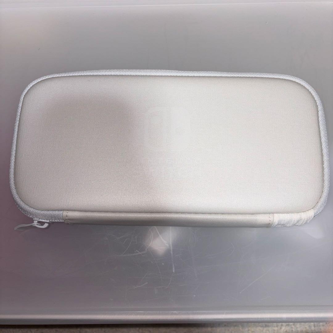 ニンテンドースイッチ　ライト　イエロー