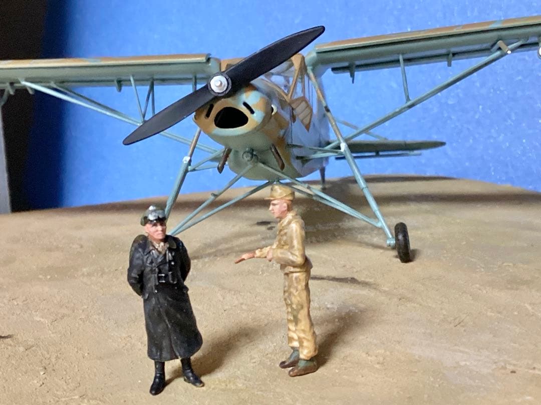 1/48グライフとシュトルヒ完成品