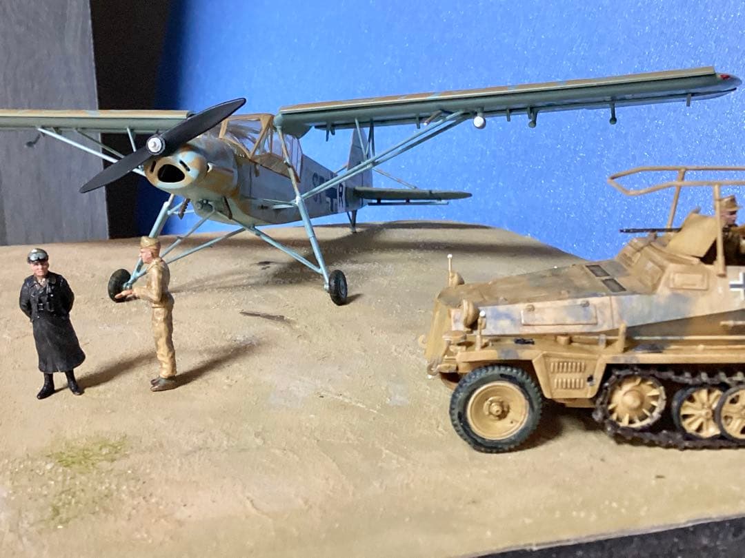1/48グライフとシュトルヒ完成品
