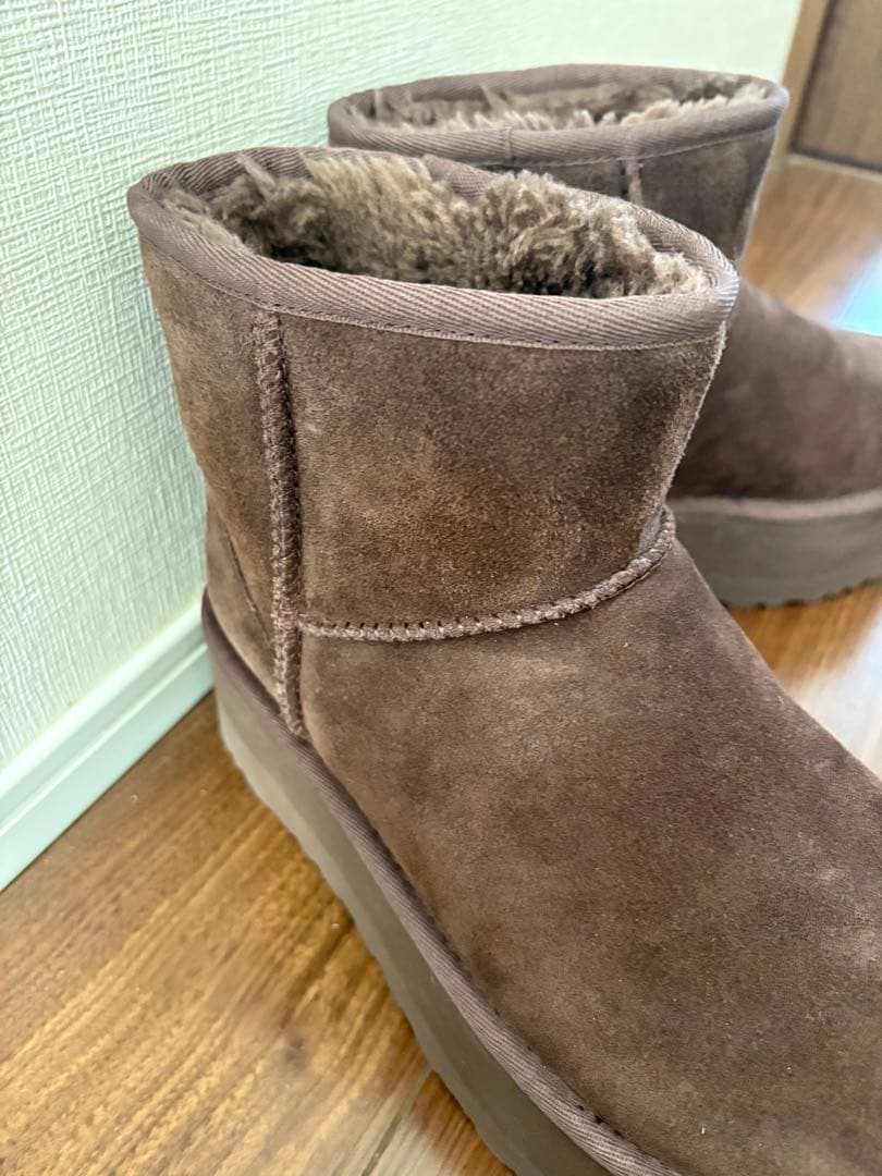 【美品】アグ ムートンブーツ Classic Mini Platform 厚底