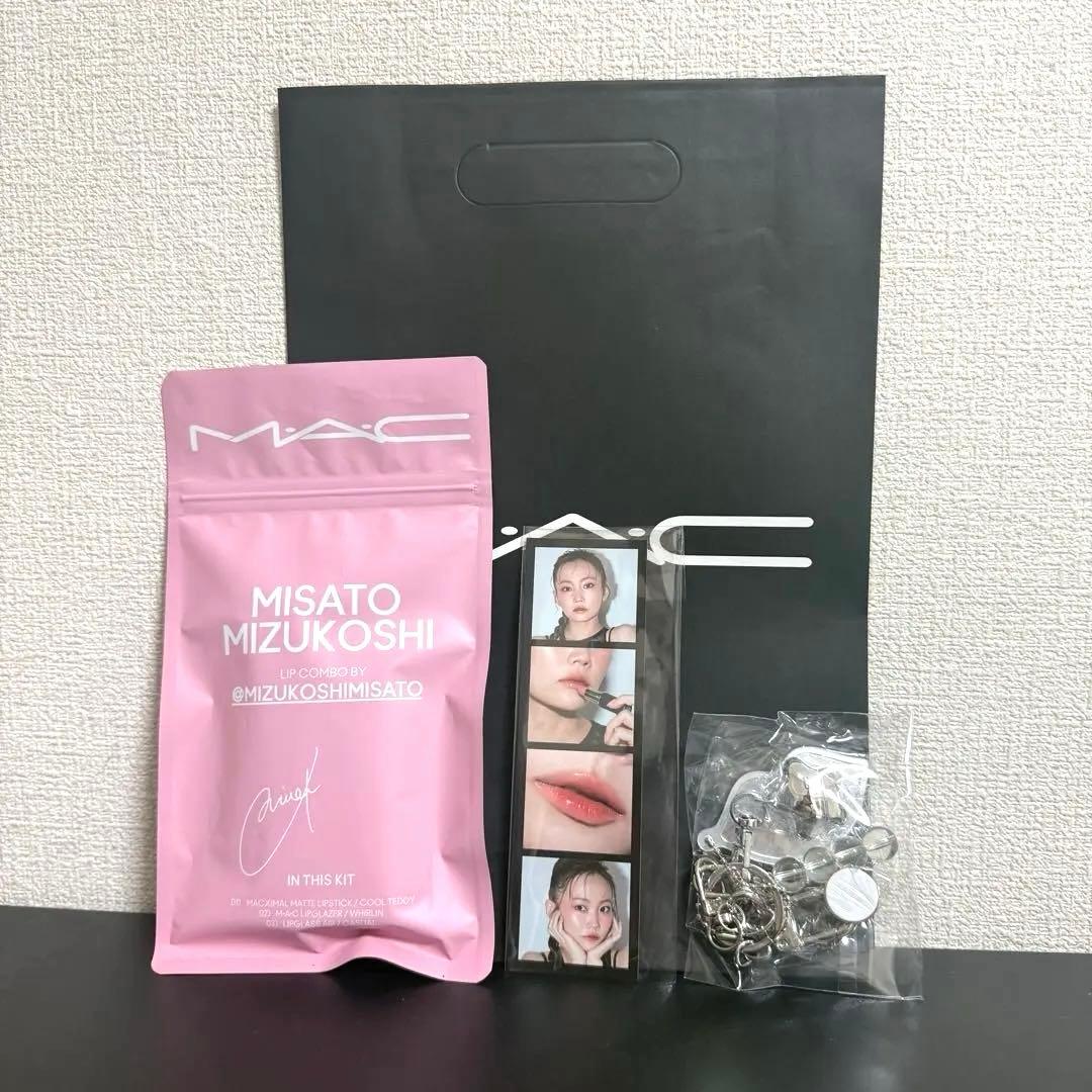 M·A·C×水越みさとさんセレクトの特別なリップ コンボ+フォント+ノベルティ