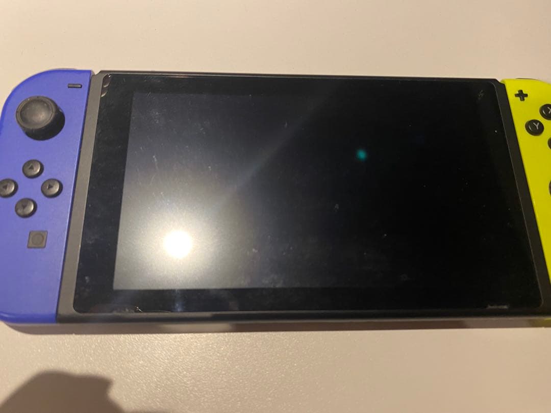 Nintendo Switch 青と黄色のジョイコン