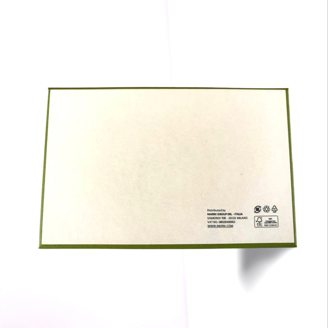 MARNI マルニー 二色使い カードケース 名刺入れ 白黒PFMO0074U0