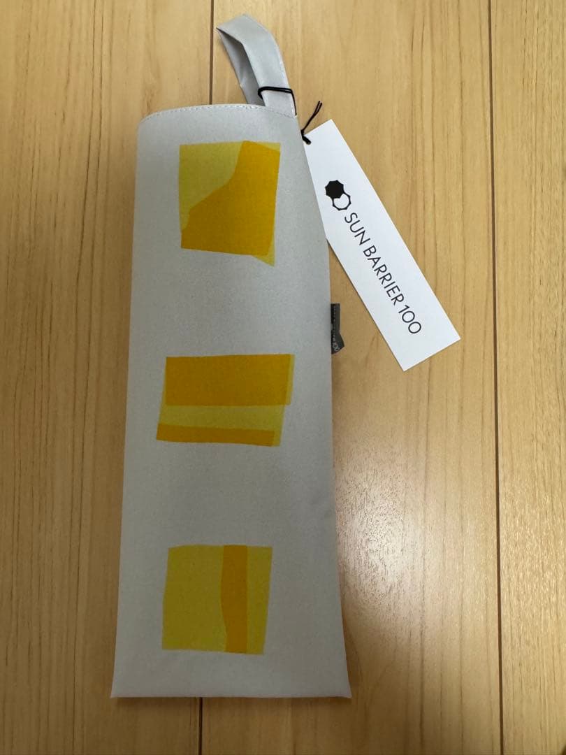 サンバリア100 折りたたみ日傘3段折り/キューブ