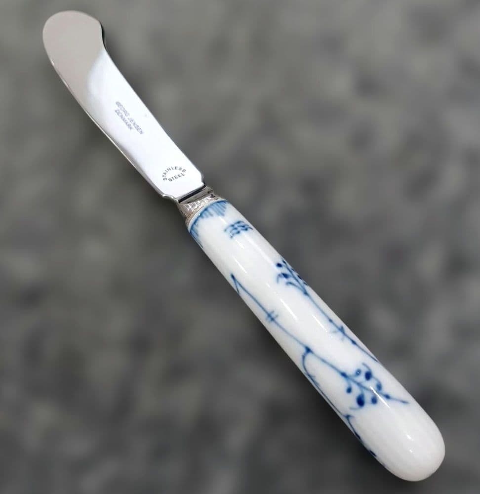 希少品 ロイヤルコペンハーゲン ブルーフル－テッド バターナイフ