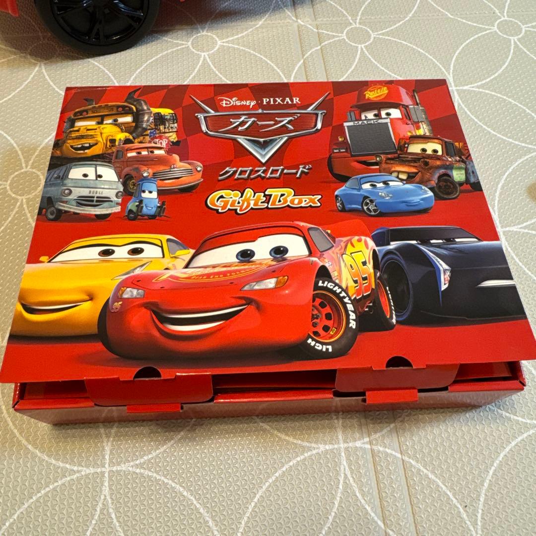 カーズ クロスロード MovieNEX ギフトボックス　ブルーレイ　トミカ