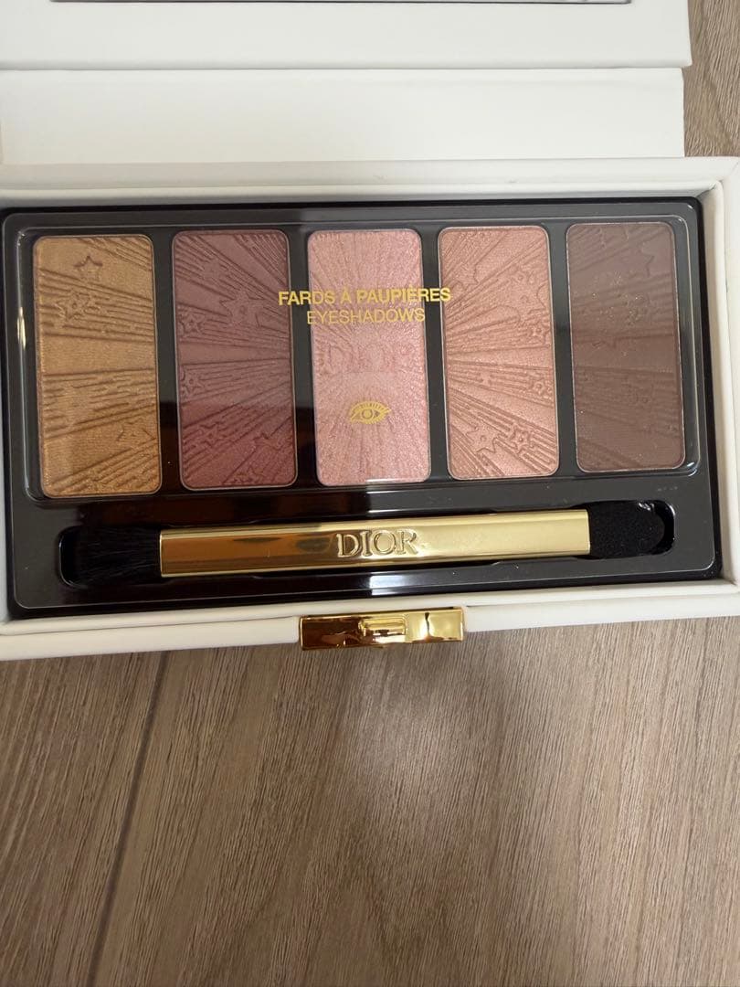 Christian Dior アイシャドウパレット今季限定品モデル