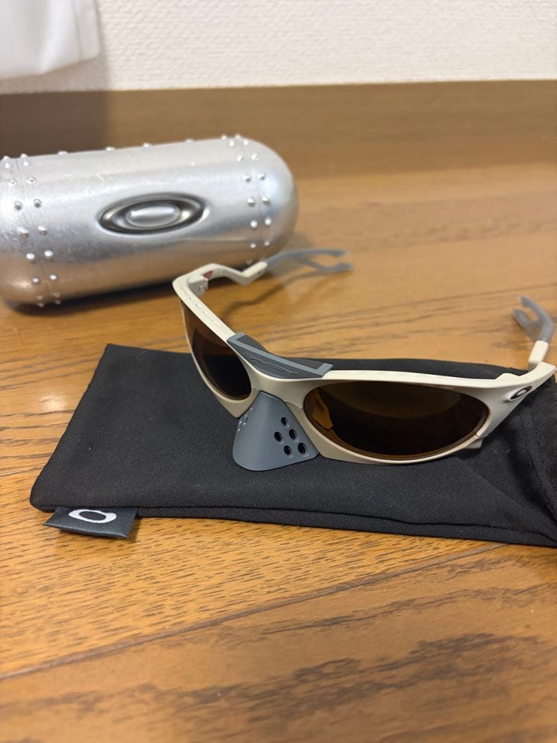 オークリー　プランタリス