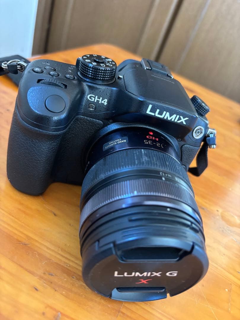デジタルカメラ Panasonic LUMIX GH4 & GXVARIO 12-35mm