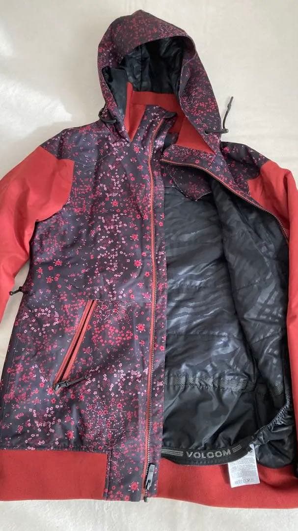 VOLCOM レディーススノーボードウェア　Mサイズ