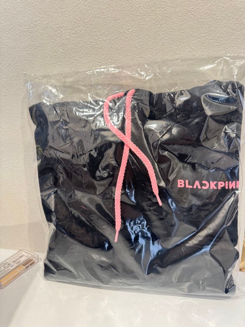 ❤︎❤︎❤︎ さん専用　BLACKPINK DEADLINE プルオーバーフーディー