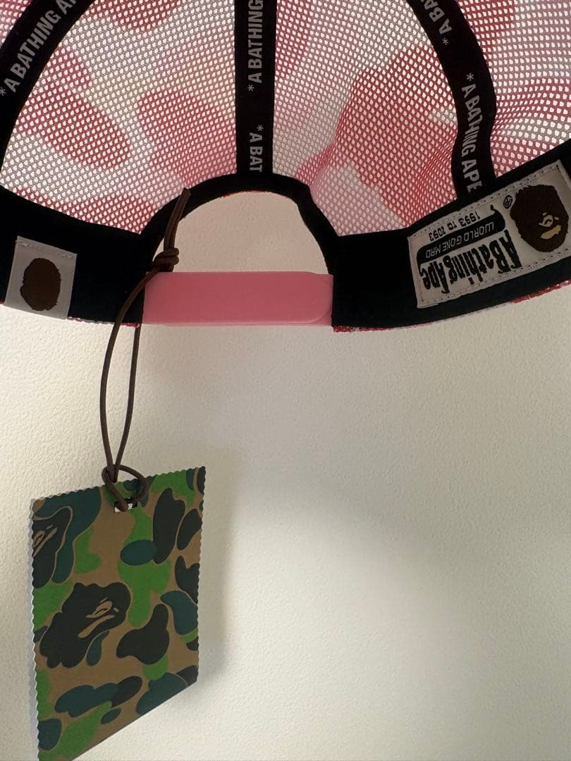 A BATHING APE カモフラージュキャップ ピンク　タグ付き　新品未使用