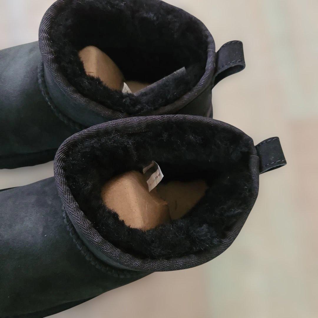 UGG ブラック ムートンブーツ ショートブーツ