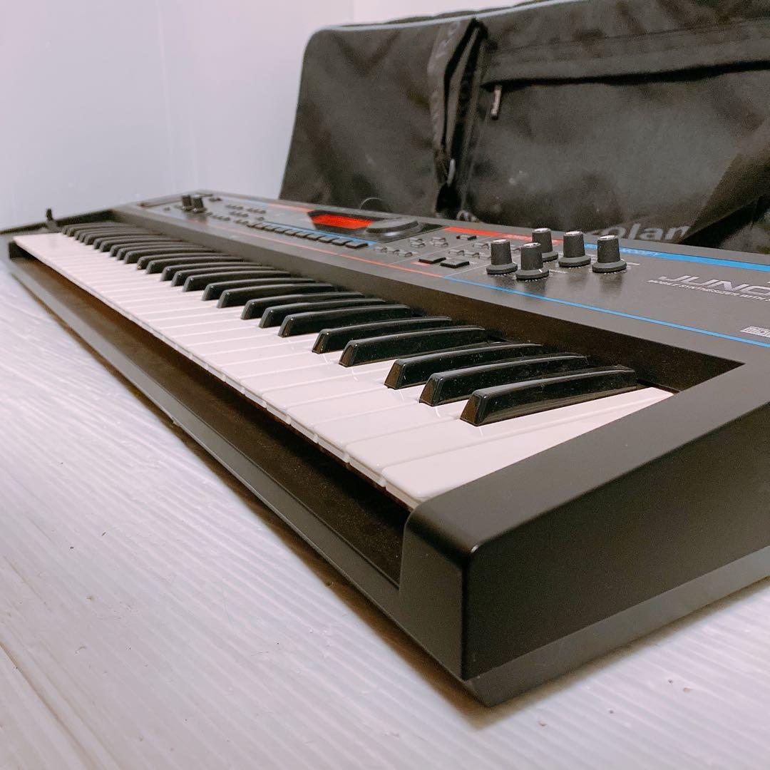 Roland JUNO-Di シンセサイザー ソフトケース付属　②