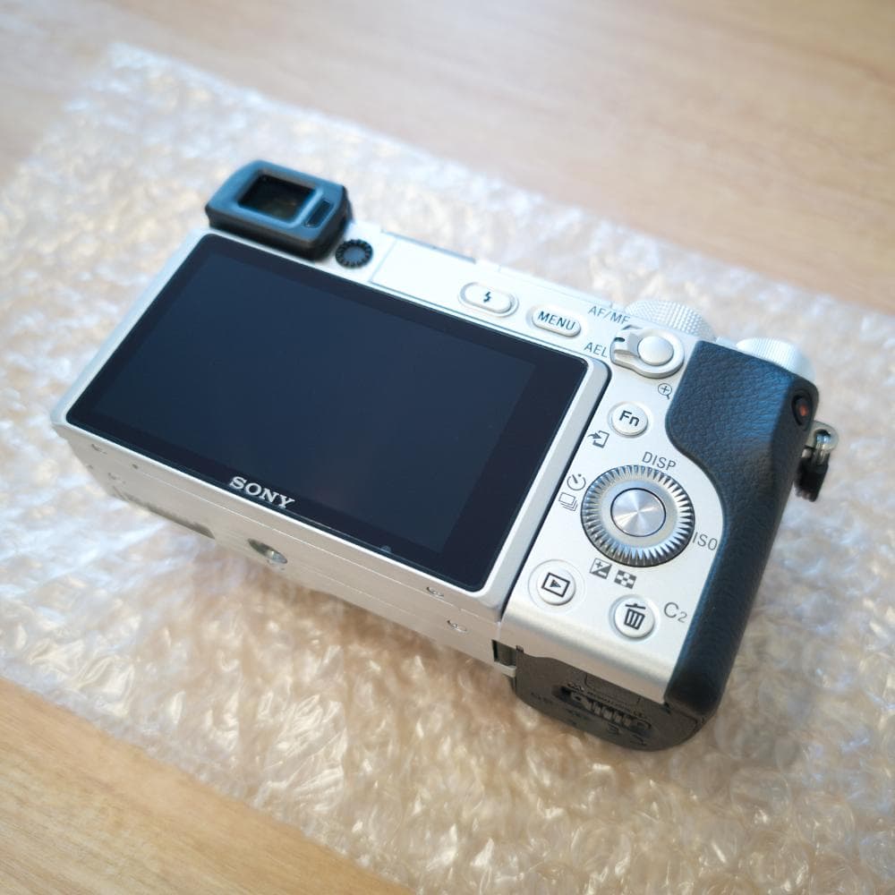 SONY α6400 ILCE-6400 ミラーレスカメラ 本体