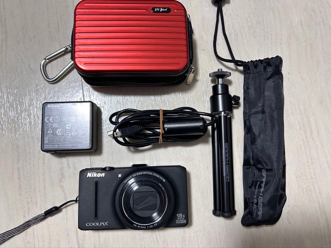 Nikon COOLPIX S9300 18倍ズーム ケース&三脚付き【超美品】