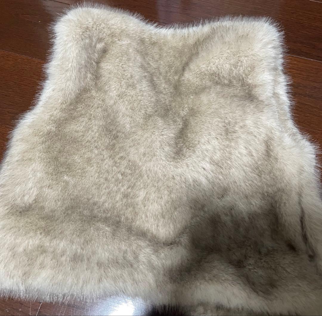 anuans ショートファーベスト