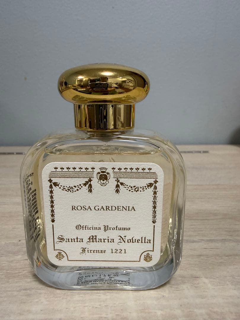 香水　ローザガーデニア　サンタマリア
