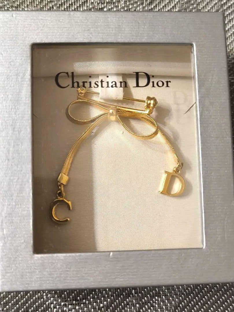 Christian Dior ゴールドリボンブローチ ヴィンテージ