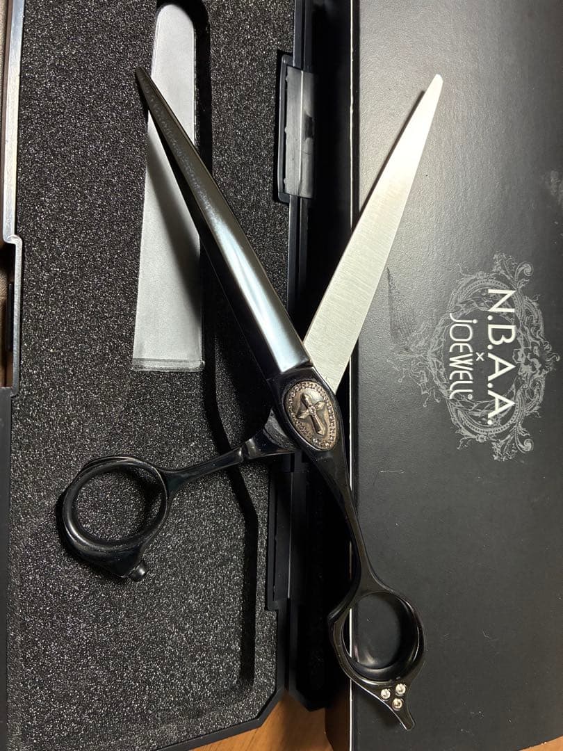 N.B.A.A. x Joewell シザー