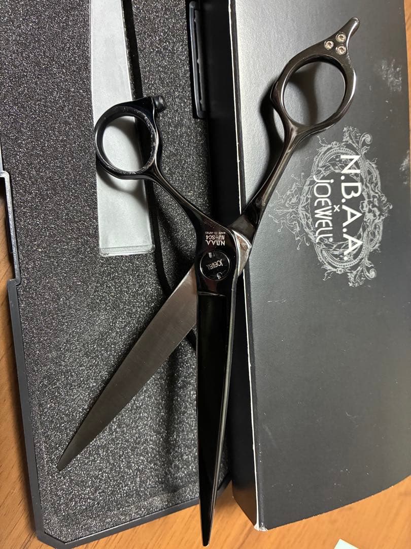 N.B.A.A. x Joewell シザー