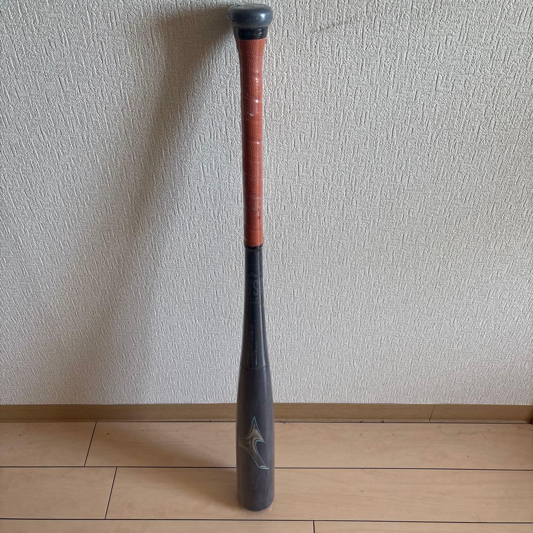 新品未使用！ミズノ ビヨンドマックス レガシー　軟式バット 83cm