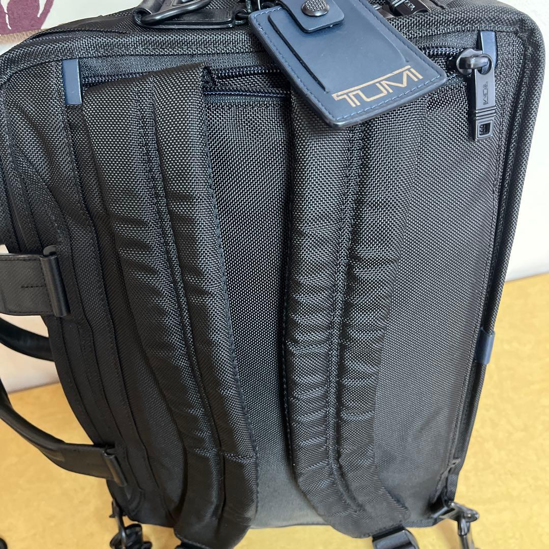 TUMI トゥミビジネス3wayバッグ 伊勢丹別注ブラック×ネイビー