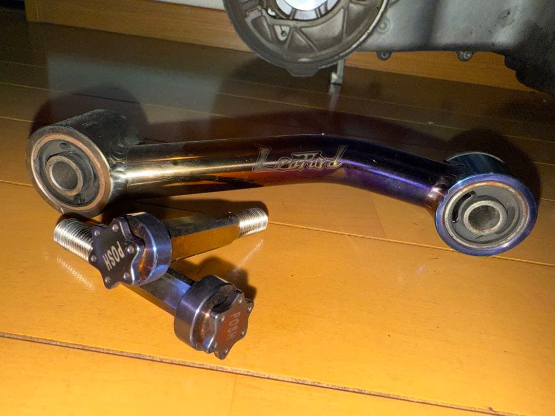 シグナスエンジンハンガー　レオパード　PK7チタン製エンジンハンガーボルト