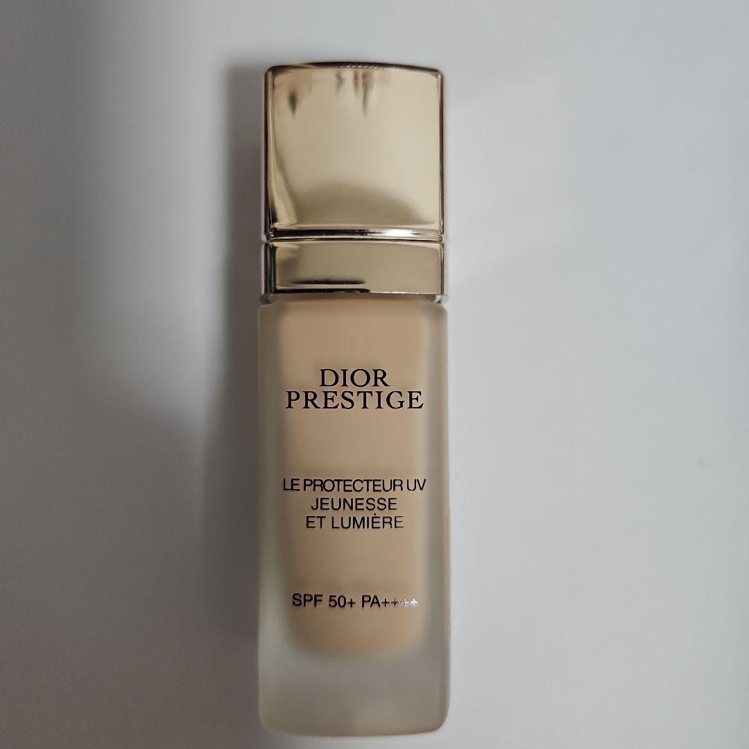 Dior プレステージ ホワイト ル プロテクター UV ルミエールBB01