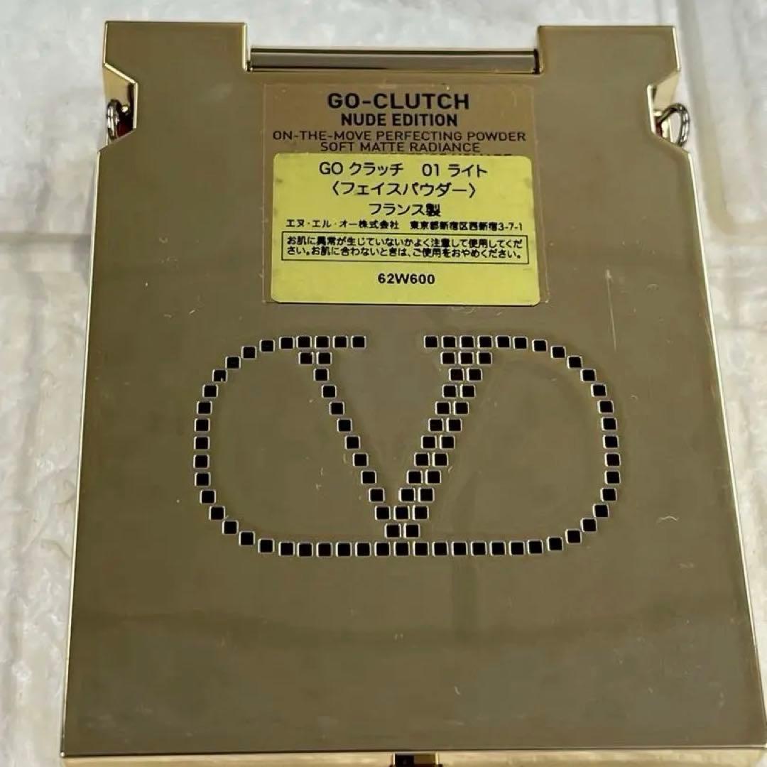 VALENTINO GOクラッチ 01 LIGHT ＆ ミニロッソ 111A