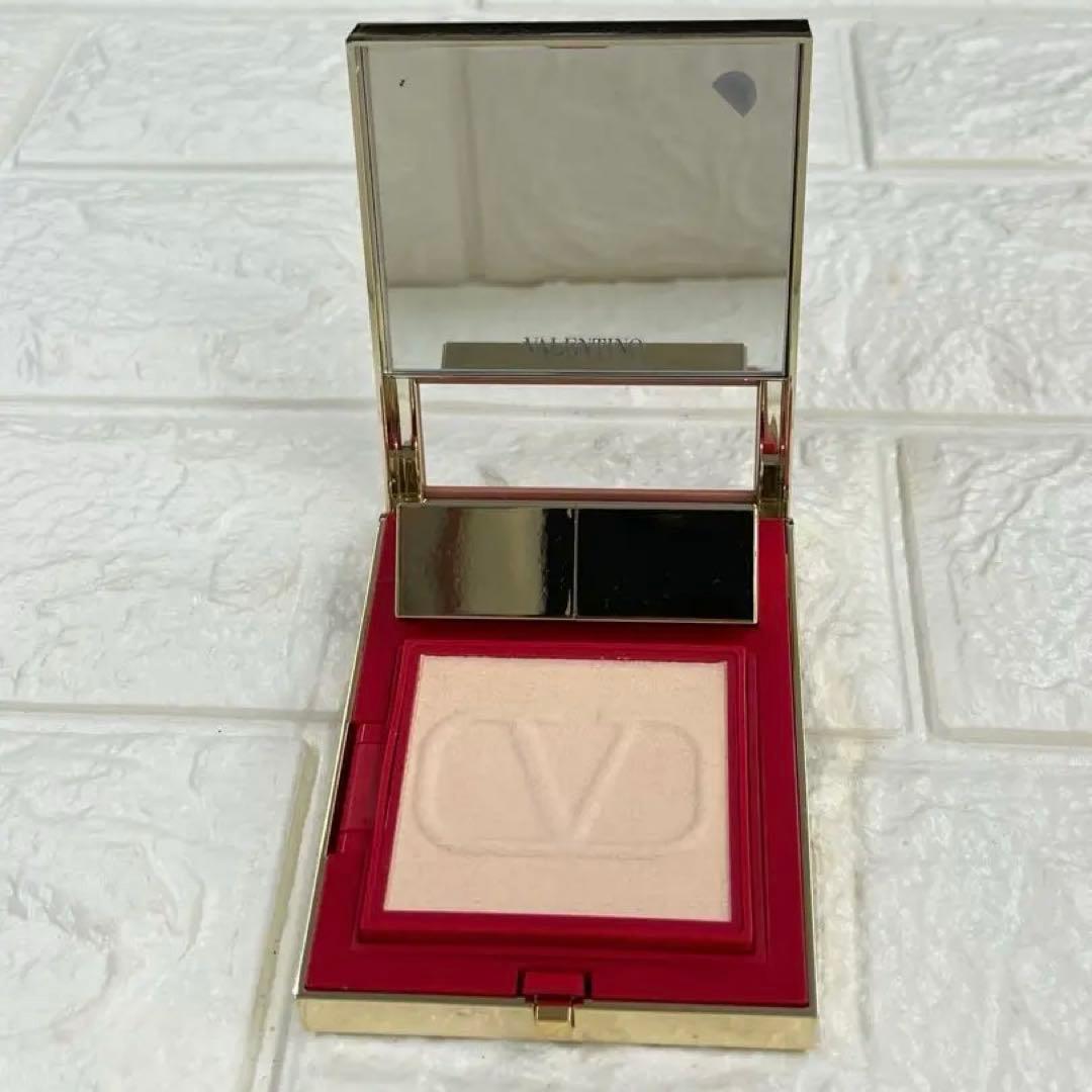 VALENTINO GOクラッチ 01 LIGHT ＆ ミニロッソ 111A