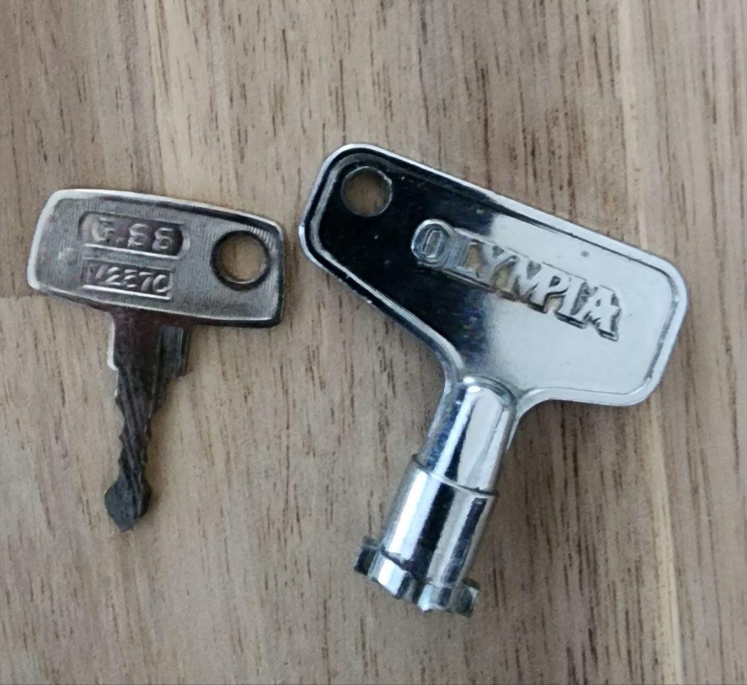 アントニオ猪木自身がパチスロ機 不要機付き