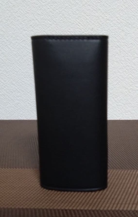 イルビゾンテ・キーケースホルダーブラック