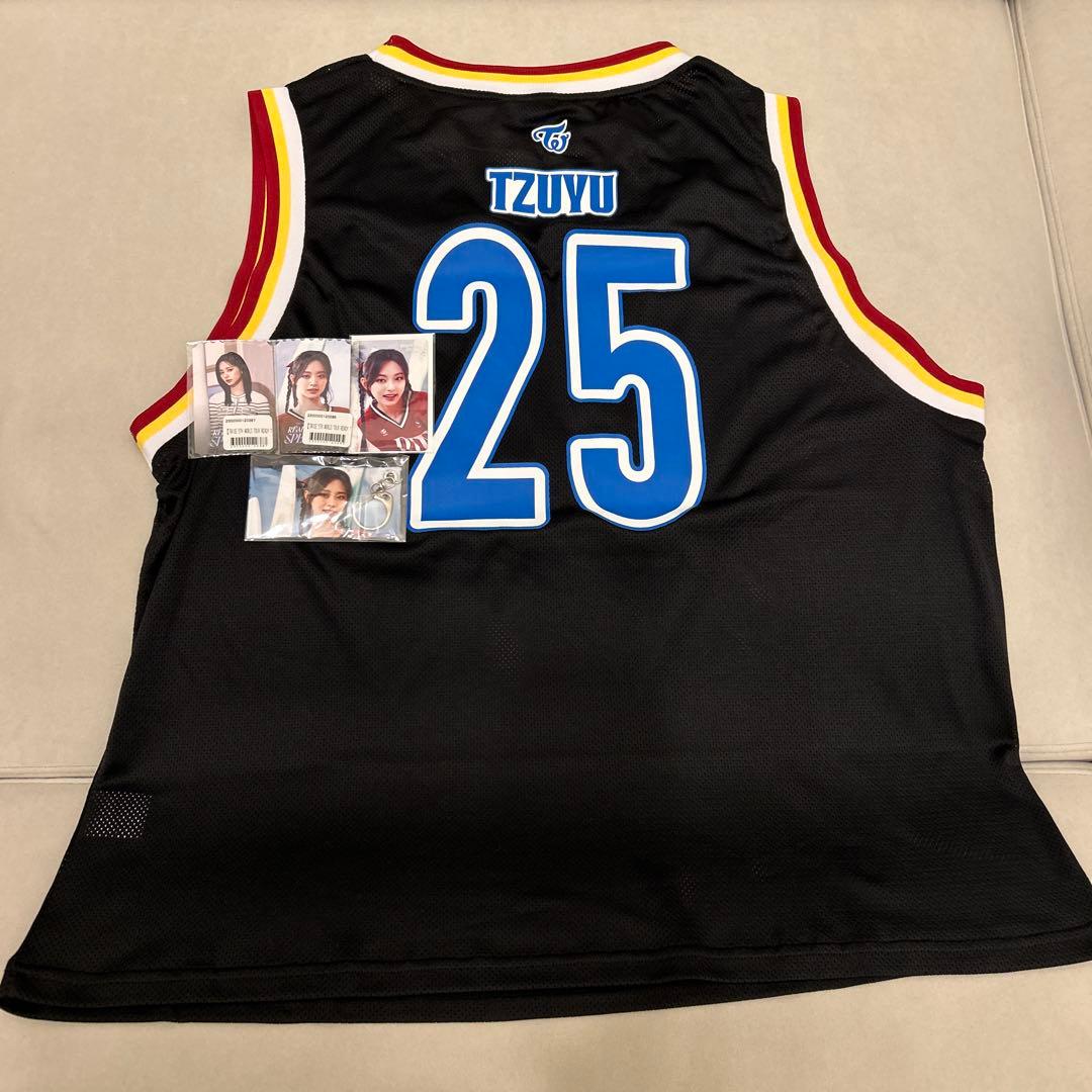 TWICE ツウィ メッシュ ユニフォーム おまけ付き 美品