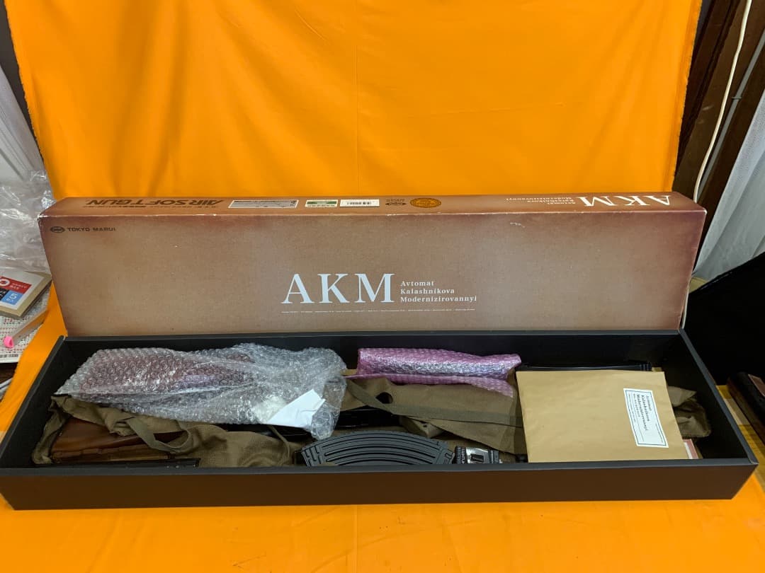 東京マルイ AKM ガスブロ木製ストック ハンドガード 付き　予備マガジン2本
