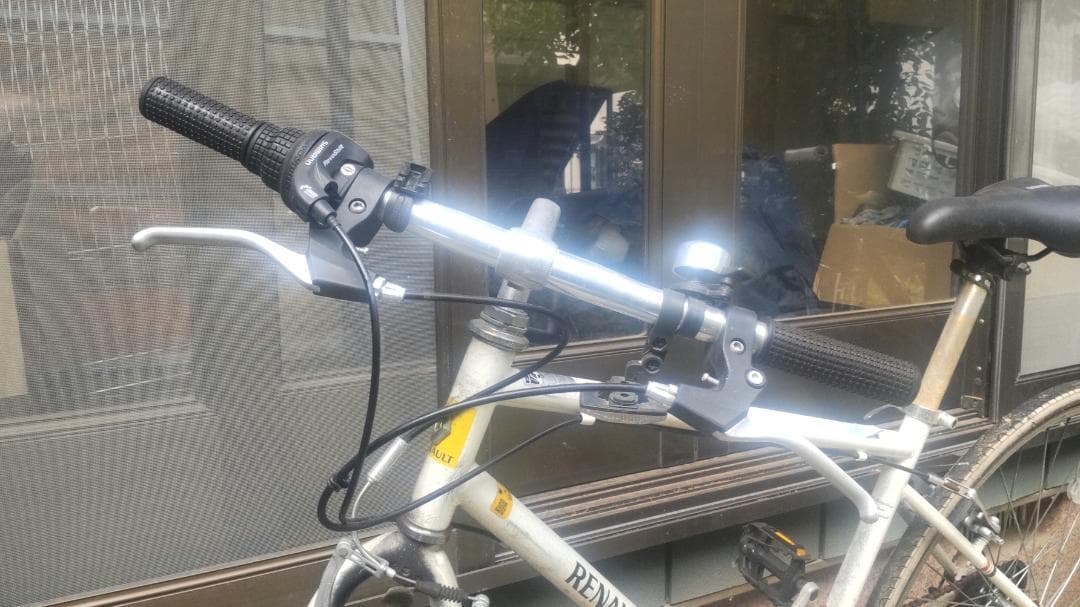 中古）RENAULT クロスバイク ホワイト 変速　ノーマル