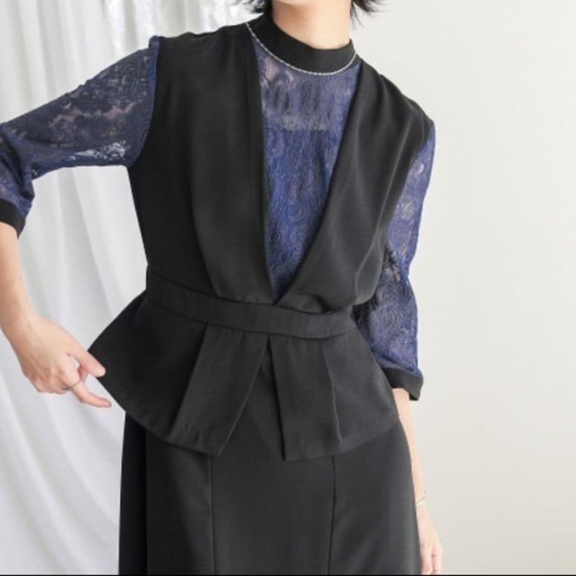 新品【Callarus】カラルス スタンドカラーレース切替デザインワンピース