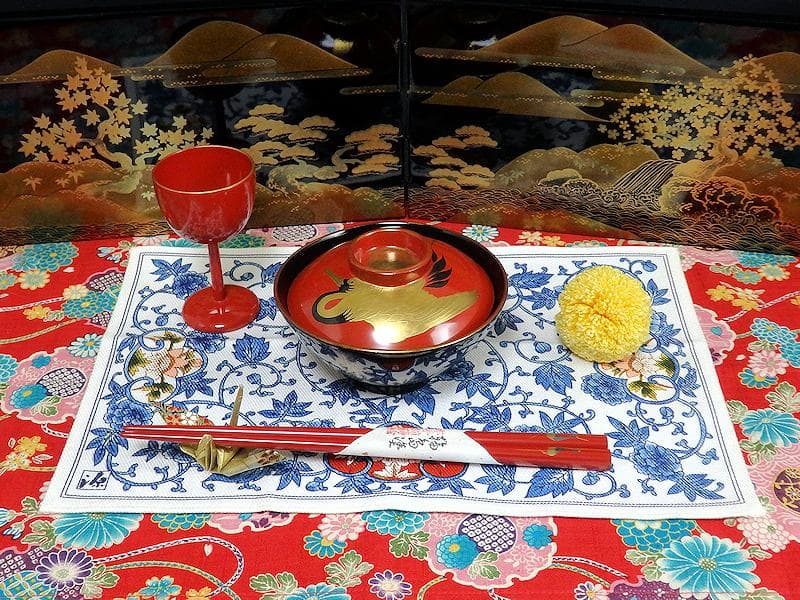 磁器　京焼　古伊万里　金襴手　若松に飛鶴の図　蓋茶碗　E124AS-CFx